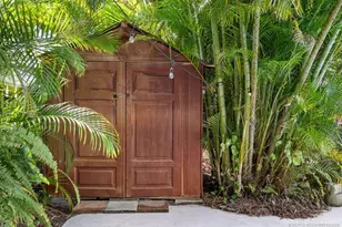 517 SW South Carolina Dr, Stuart, FL 34994 - Photo 38