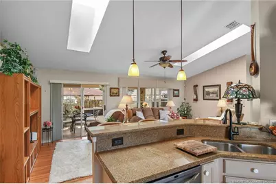 526 NE Vanda Terrado, Jensen Beach, FL 34957 - Photo 16