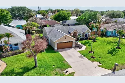 526 NE Vanda Terrado, Jensen Beach, FL 34957 - Photo 40