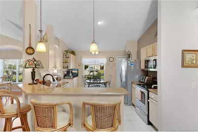 526 NE Vanda Terrado, Jensen Beach, FL 34957 - Photo 10