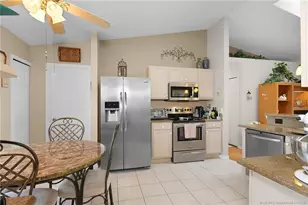 526 NE Vanda Terrado, Jensen Beach, FL 34957 - Photo 14