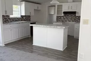 3905 Covington Dr, Saint Cloud, FL 34772 - Photo 2