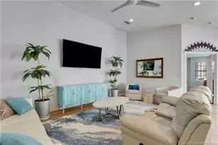 107 Brier Cir, Jupiter, FL 33458 - Photo 10