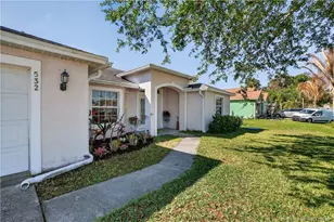 532 SE Ron Rico Terrace, Port Saint Lucie, FL 34983 - Photo 4