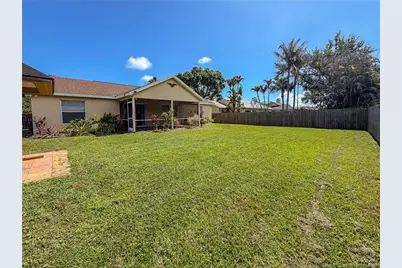 2274 SE Longhorn Avenue, Port Saint Lucie, FL 34952 - Photo 14