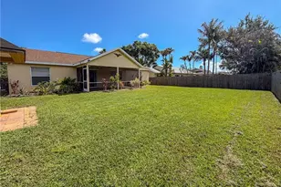 2274 SE Longhorn Ave, Port Saint Lucie, FL 34952 - Photo 14