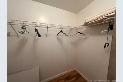 3304 Lake Overlook Place, Lantana, FL 33462 - Photo 12