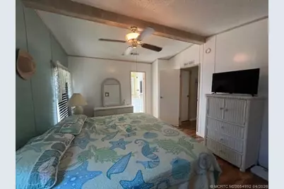 3304 Lake Overlook Place, Lantana, FL 33462 - Photo 14