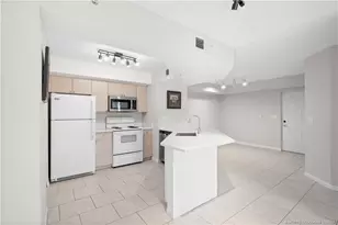 3674 NW Adriatic Ln, Jensen Beach, FL 34957 - Photo 32