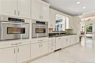 5551 SW Mistletoe Ln, Palm City, FL 34990 - Photo 18