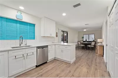 3009 SE Darien Road, Port Saint Lucie, FL 34952 - Photo 8