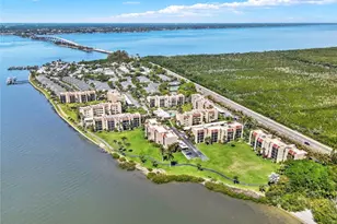 3472 NE Causeway Blvd, Jensen Beach, FL 34957 - Photo 2