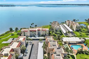 3472 NE Causeway Blvd, Jensen Beach, FL 34957 - Photo 10