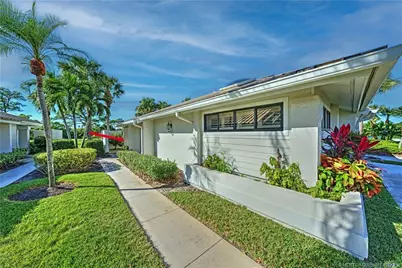 5651 SE Foxcross Place #5651, Stuart, FL 34997 - Photo 4