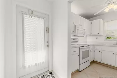1225 NW 21st Street #8-815, Stuart, FL 34994 - Photo 2