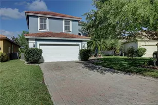 2120 NW Marsh Rabbit Ln, Jensen Beach, FL 34957 - Photo 2