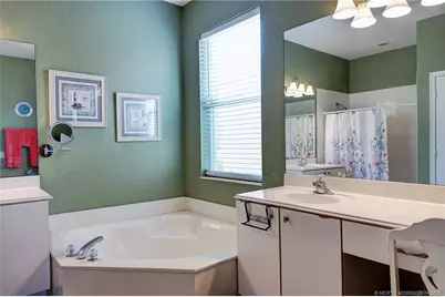 2120 NW Marsh Rabbit Lane, Jensen Beach, FL 34957 - Photo 20