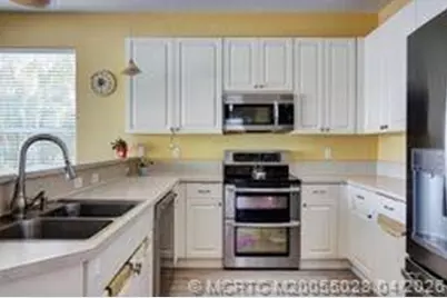 2120 NW Marsh Rabbit Lane, Jensen Beach, FL 34957 - Photo 18