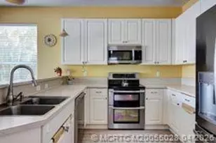 2120 NW Marsh Rabbit Ln, Jensen Beach, FL 34957 - Photo 18