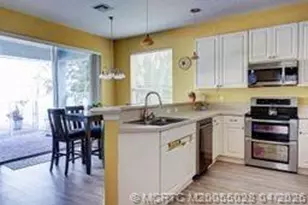 2120 NW Marsh Rabbit Ln, Jensen Beach, FL 34957 - Photo 16