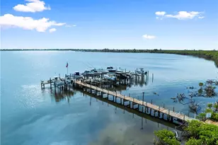 3792 NE Ocean Blvd, Jensen Beach, FL 34957 - Photo 4