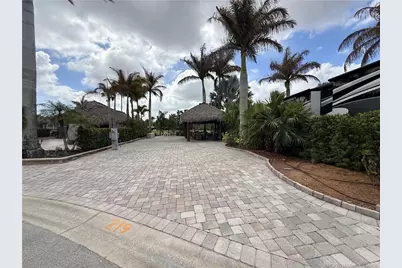 219 NW Chipshot Lane, Port Saint Lucie, FL 34986 - Photo 4