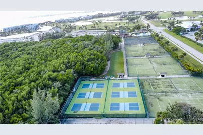 245 NE Macarthur Boulevard #12, Stuart, FL 34996 - Photo 40