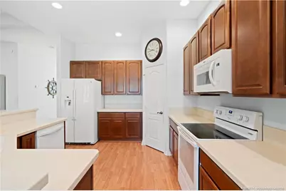 1661 NW Old Oak Terrace, Jensen Beach, FL 34957 - Photo 12