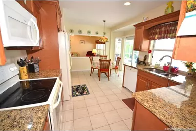 753 NW Waterlily Place, Jensen Beach, FL 34957 - Photo 4