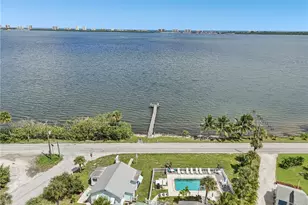 4736 NE Blue Heron Ln, Jensen Beach, FL 34957 - Photo 14