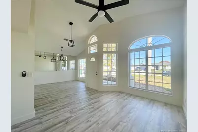 4690 SW Babylon Street, Port Saint Lucie, FL 34953 - Photo 6