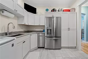 305 SE Flamingo Ave, Stuart, FL 34996 - Photo 22