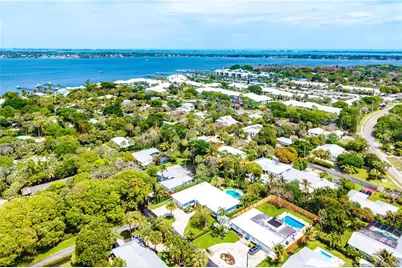 305 SE Flamingo Avenue, Stuart, FL 34996 - Photo 56