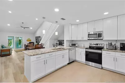 3289 NE Holly Creek Drive, Jensen Beach, FL 34957 - Photo 4