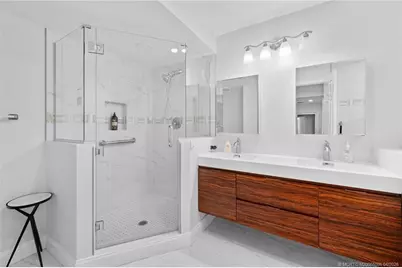 3289 NE Holly Creek Drive, Jensen Beach, FL 34957 - Photo 12