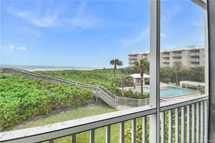 529 NE Plantation Rd, Stuart, FL 34996 - Photo 2