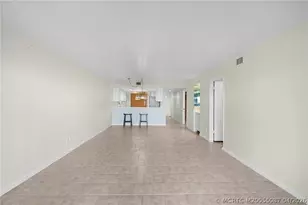 529 NE Plantation Rd, Stuart, FL 34996 - Photo 18