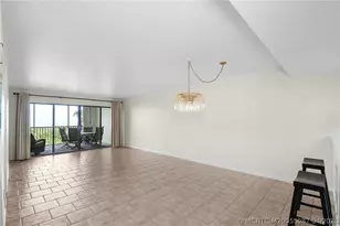 529 NE Plantation Rd, Stuart, FL 34996 - Photo 16