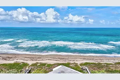 529 NE Plantation Road #105, Stuart, FL 34996 - Photo 4