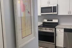 8227 SE Croft Cir, Hobe Sound, FL 33455 - Photo 4