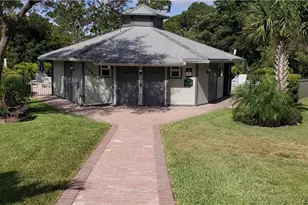 8227 SE Croft Cir, Hobe Sound, FL 33455 - Photo 18