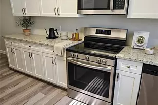 8227 SE Croft Cir, Hobe Sound, FL 33455 - Photo 2