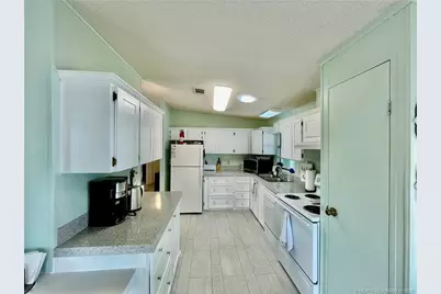 16300 SW Indianwood Circle, Indiantown, FL 34956 - Photo 12