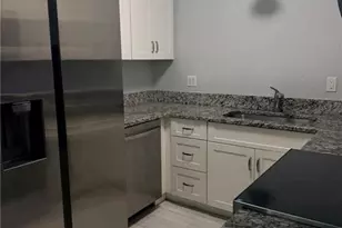 2124 SE Edler Dr, Stuart, FL 34994 - Photo 4