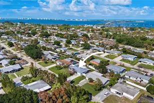 3389 NE Linda Dr, Jensen Beach, FL 34957 - Photo 32