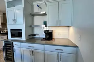 2648 NE Pelican Wy, Jensen Beach, FL 34957 - Photo 10