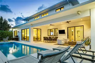 10742 SE Burgee Ct, Hobe Sound, FL 33455 - Photo 2