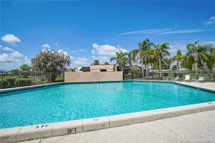2083 NE Collins Cir, Jensen Beach, FL 34957 - Photo 18