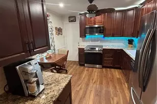 1509 SE Belcrest St, Port Saint Lucie, FL 34952 - Photo 6