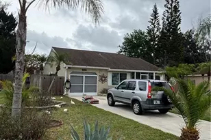 1509 SE Belcrest St, Port Saint Lucie, FL 34952 - Photo 2